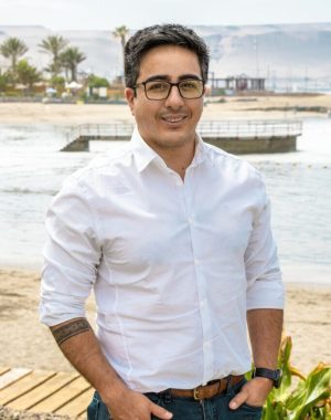 director-683x1024